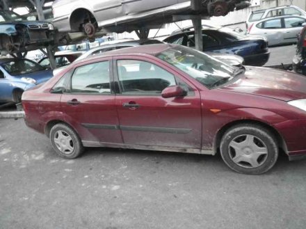 Vehiculo en el desguace: FORD FOCUS BERLINA (CAK) Ambiente