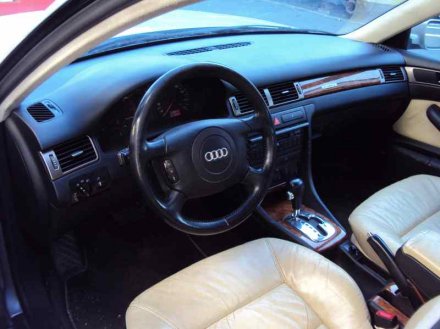 Vehiculo en el desguace: AUDI A6 BERLINA (4B2) 2.5 TDI