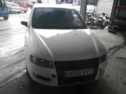 Vehiculo en el desguace: FIAT STILO (192) 1.9 JTD 115