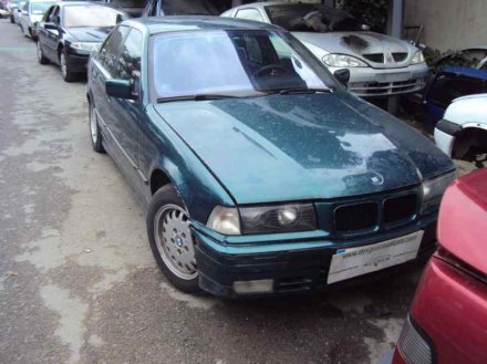 Vehiculo en el desguace: BMW SERIE 3 BERLINA (E36) 318i