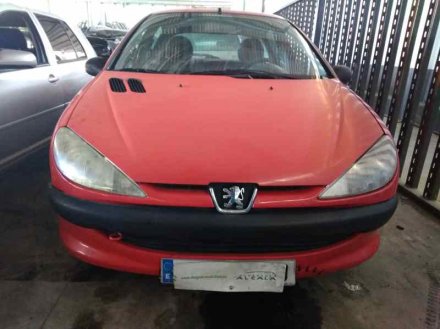 Vehiculo en el desguace: PEUGEOT 206 BERLINA XR