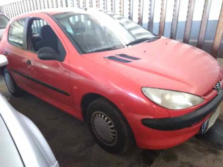 Vehiculo en el desguace: PEUGEOT 206 BERLINA XR