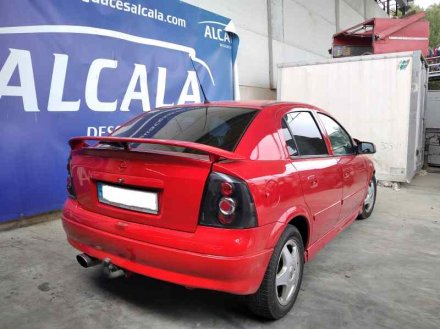 Vehiculo en el desguace: OPEL ASTRA G BERLINA Club