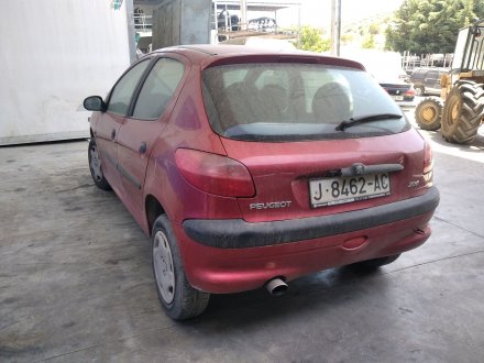 Vehiculo en el desguace: PEUGEOT 206 BERLINA 1.9 Diesel