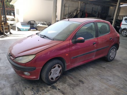 Vehiculo en el desguace: PEUGEOT 206 BERLINA 1.9 Diesel