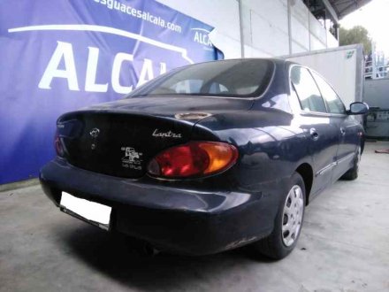 Vehiculo en el desguace: HYUNDAI LANTRA BERLINA (RD) 1.6 GLS