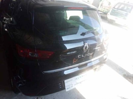 Vehiculo en el desguace: RENAULT CLIO IV Limited