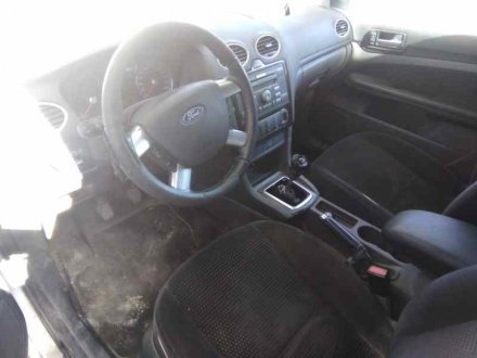 Vehiculo en el desguace: FORD FOCUS BERLINA (CAP) Ambiente (D)