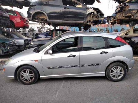 Vehiculo en el desguace: FORD FOCUS BERLINA (CAK) Ambiente