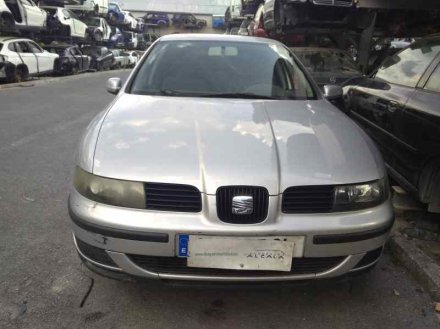 Vehiculo en el desguace: SEAT LEON (1M1) Signo