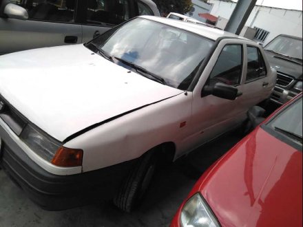 Vehiculo en el desguace: SEAT TOLEDO (1L) Base