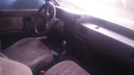 Vehiculo en el desguace: NISSAN SUNNY BERLINA (N13) SLX