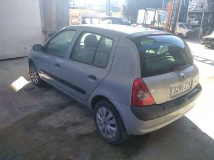 Vehiculo en el desguace: RENAULT CLIO II FASE II (B/CB0) 1.2 16V