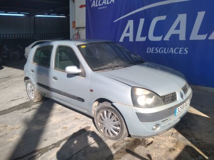 Vehiculo en el desguace: RENAULT CLIO II FASE II (B/CB0) 1.2 16V