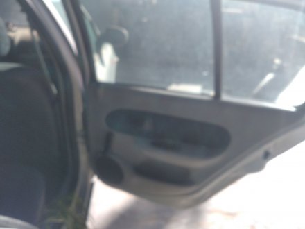 Vehiculo en el desguace: RENAULT CLIO II FASE II (B/CB0) 1.2 16V