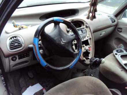 Vehiculo en el desguace: CITROEN XSARA PICASSO 2.0 HDi X