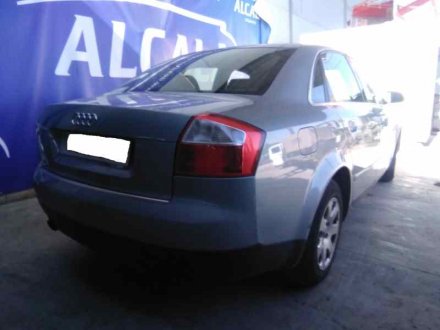 Vehiculo en el desguace: AUDI A4 BERLINA (8E) 2.0