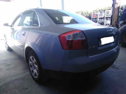 Vehiculo en el desguace: AUDI A4 BERLINA (8E) 2.0