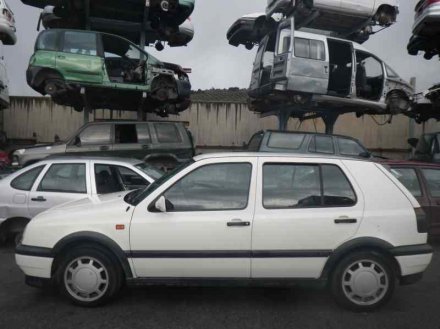 Vehiculo en el desguace: VOLKSWAGEN GOLF III BERLINA (1H1) GTI