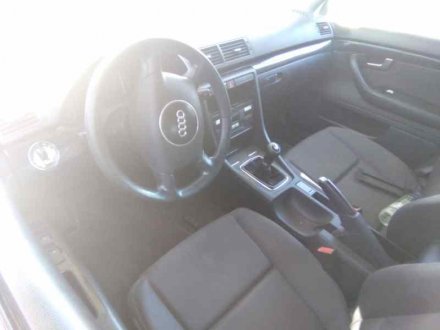 Vehiculo en el desguace: AUDI A4 BERLINA (8E) 2.0