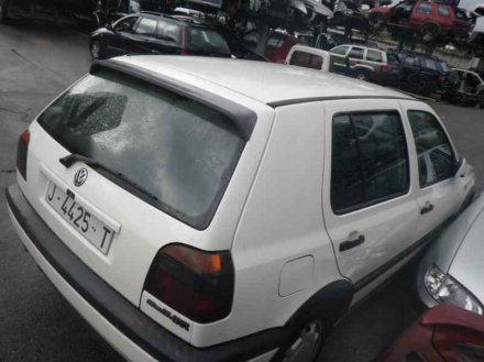 Vehiculo en el desguace: VOLKSWAGEN GOLF III BERLINA (1H1) GTI