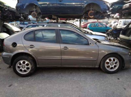 Vehiculo en el desguace: SEAT LEON (1M1) Sport