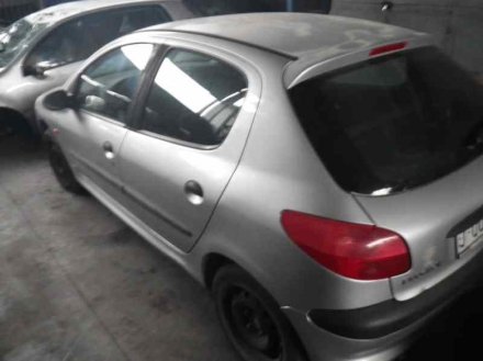 Vehiculo en el desguace: PEUGEOT 206 BERLINA XN