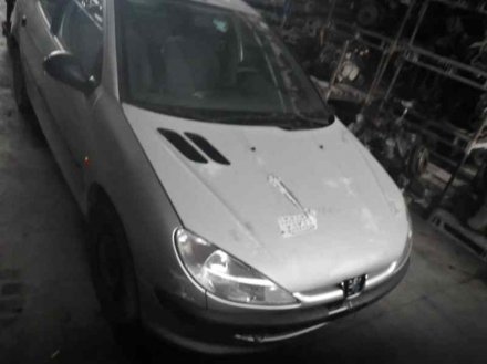 Vehiculo en el desguace: PEUGEOT 206 BERLINA XN