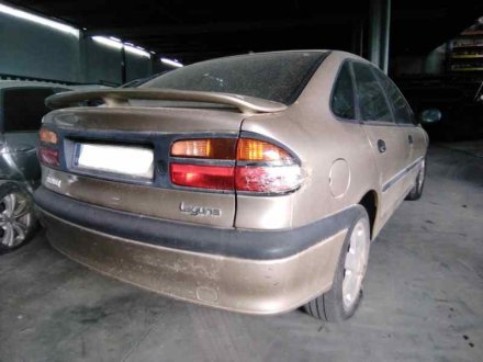 Vehiculo en el desguace: RENAULT LAGUNA (B56) 1.6 16V RT