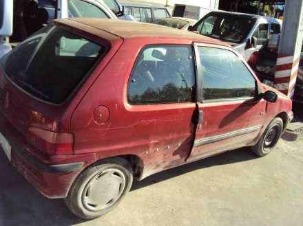 Vehiculo en el desguace: PEUGEOT 106 (S1) Kid