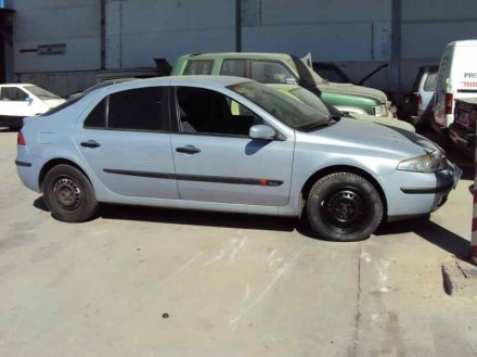 Vehiculo en el desguace: RENAULT LAGUNA II (BG0) Authentique