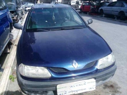 Vehiculo en el desguace: RENAULT LAGUNA (B56) 2.2 D RXE