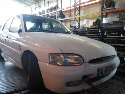 Vehiculo en el desguace: FORD ESCORT BERL./TURNIER Atlanta Berlina