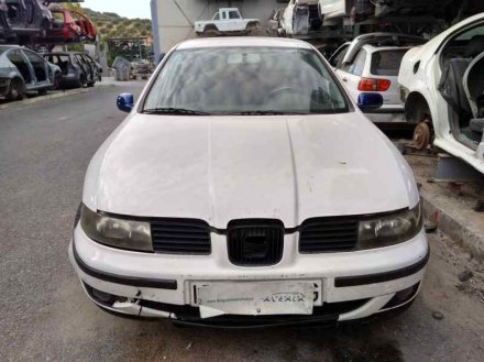 Vehiculo en el desguace: SEAT TOLEDO (1M2) Signo