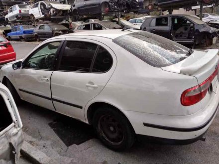 Vehiculo en el desguace: SEAT TOLEDO (1M2) Signo