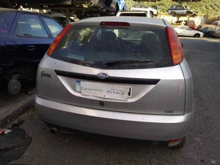 Vehiculo en el desguace: FORD FOCUS BERLINA (CAK) Ambiente