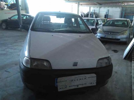 Vehiculo en el desguace: FIAT PUNTO BERL. (176) TD SX / TD 70 SX