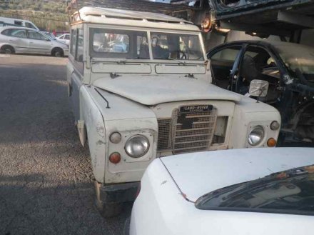 Vehiculo en el desguace: LAND ROVER SANTANA 88