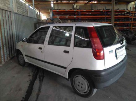 Vehiculo en el desguace: FIAT PUNTO BERL. (176) TD SX / TD 70 SX