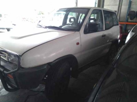 Vehiculo en el desguace: NISSAN TERRANO/TERRANO.II (R20) SE (5-ptas.)