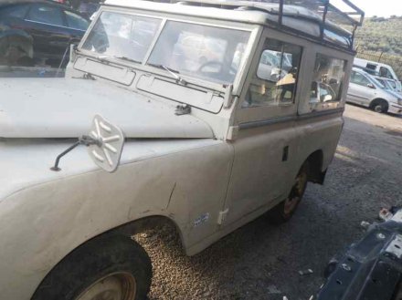 Vehiculo en el desguace: LAND ROVER SANTANA 88