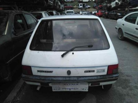 Vehiculo en el desguace: PEUGEOT 205 BERLINA 1.8 D Mito