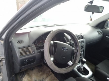 Vehiculo en el desguace: FORD Mondeo Berlina (GE) 1.8 CAT