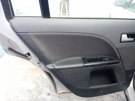 Vehiculo en el desguace: FORD Mondeo Berlina (GE) 1.8 CAT