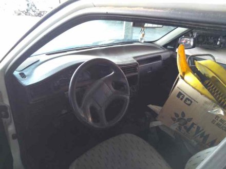 Vehiculo en el desguace: SEAT TOLEDO (1L) SE