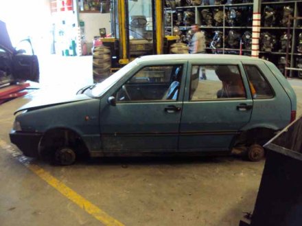 Vehiculo en el desguace: FIAT UNO (146) 1.1 I.E.