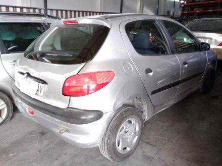 Vehiculo en el desguace: PEUGEOT 206 BERLINA XR