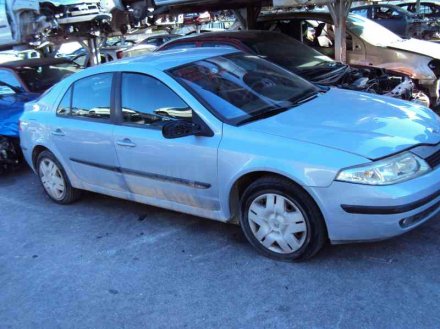 Vehiculo en el desguace: RENAULT LAGUNA II (BG0) Authentique