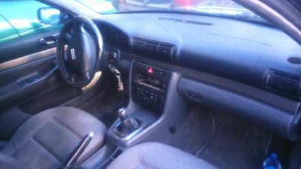 Vehiculo en el desguace: AUDI A4 BERLINA (B5) 1.9 TDI