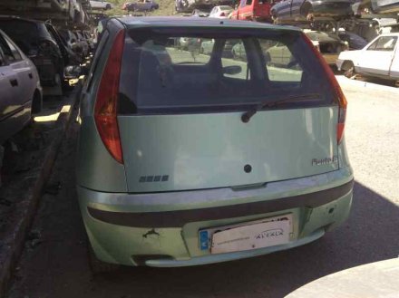 Vehiculo en el desguace: FIAT PUNTO BERLINA (188) 1.2 8V